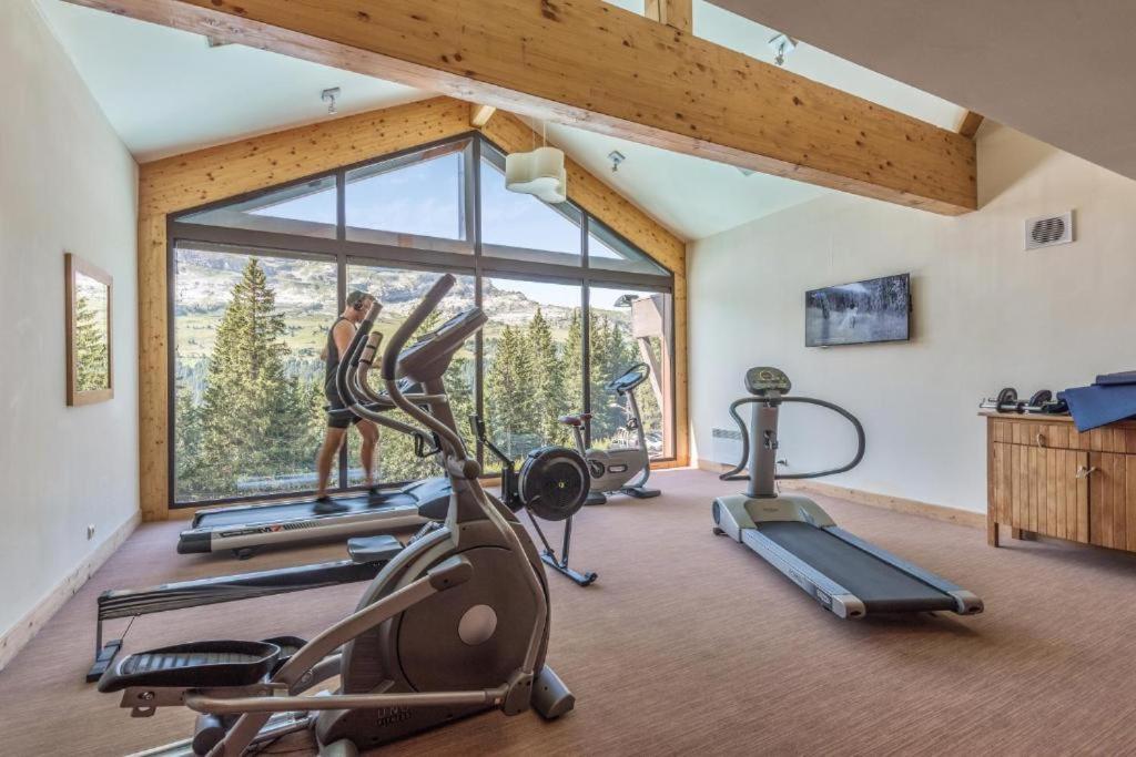 Appartement Premium En Pleine Nature A Flaine, 8 A 10 Personnes - Piscine Exterieure Chauffee, Jacuzzi, Sauna, Hammam Et Salle De Sport Luaran gambar
