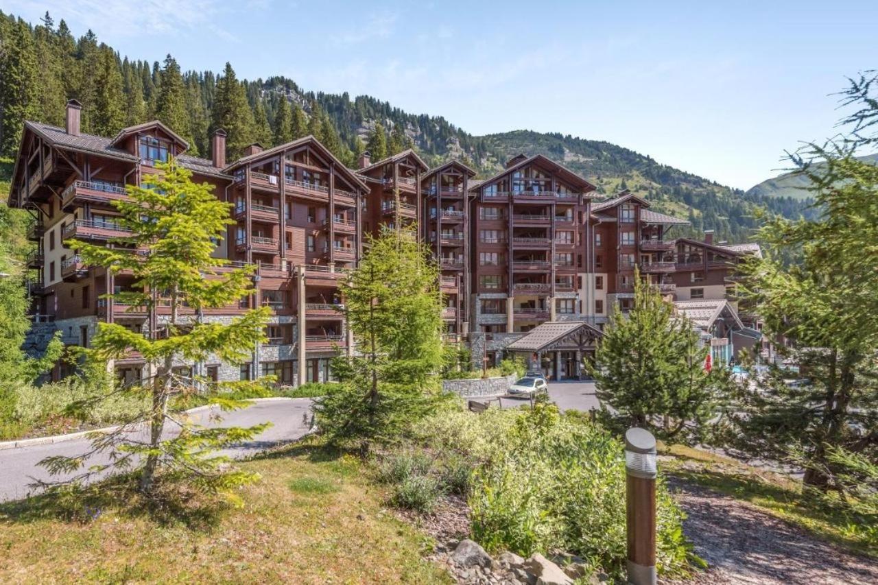 Appartement Premium En Pleine Nature A Flaine, 8 A 10 Personnes - Piscine Exterieure Chauffee, Jacuzzi, Sauna, Hammam Et Salle De Sport Luaran gambar