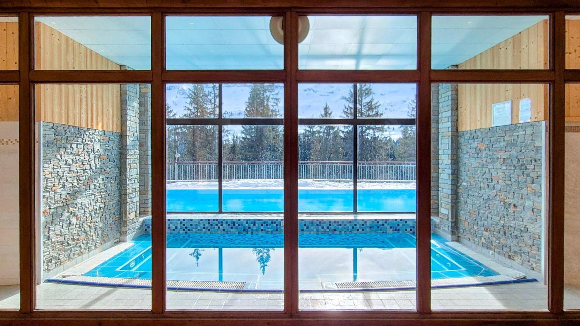 Appartement Premium En Pleine Nature A Flaine, 8 A 10 Personnes - Piscine Exterieure Chauffee, Jacuzzi, Sauna, Hammam Et Salle De Sport Luaran gambar